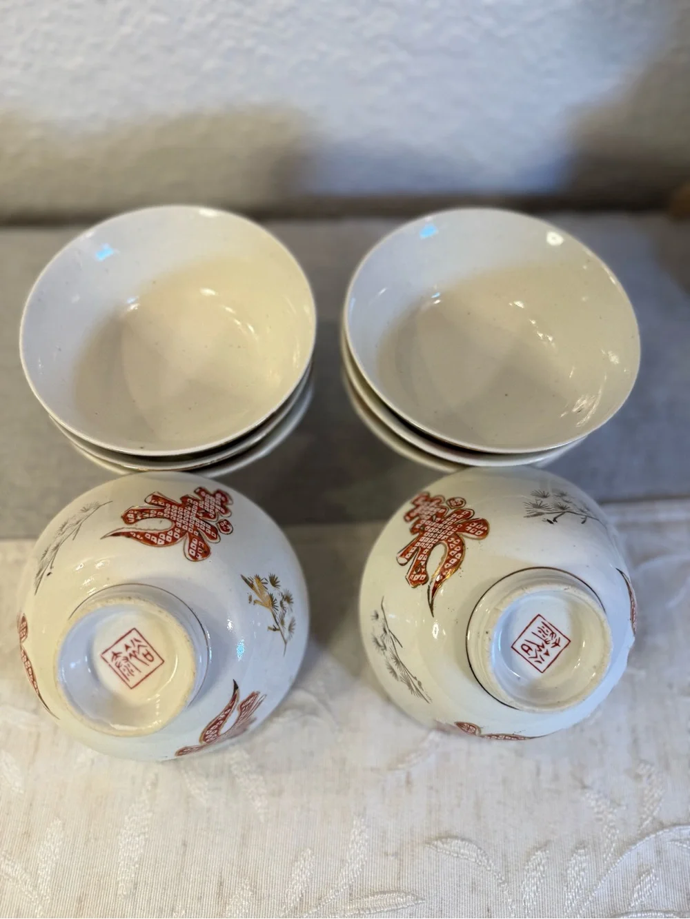 Vintage Style Ceramic Rice Bowls with‎ Red Floral Longevity - Set of 8 Gold Rim